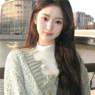 比基尼怪女